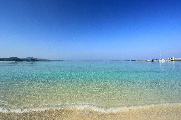 沖縄　ブセナの海